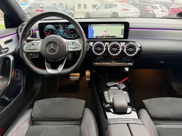 MERCEDES-BENZ CLA220d SB 4M AMG