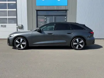 AUDI A5 Avant 2.0 TFSI S-Line 19Zoll ACC Matrix