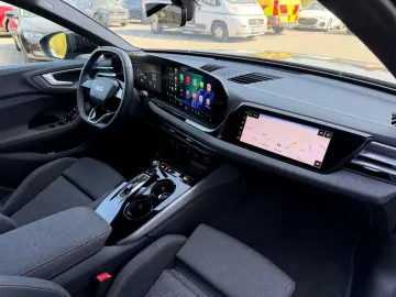 AUDI A5 Avant 2.0 TFSI S-Line 19Zoll ACC Matrix