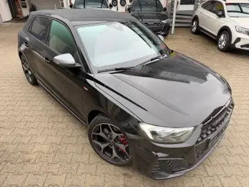 AUDI A1 Sportback 40 TFSI S line  S line