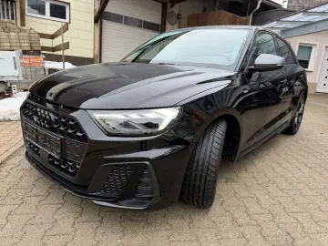 AUDI A1 Sportback 40 TFSI S line  S line