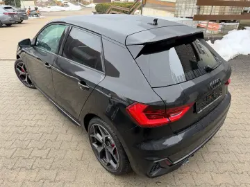 AUDI A1 Sportback 40 TFSI S line  S line