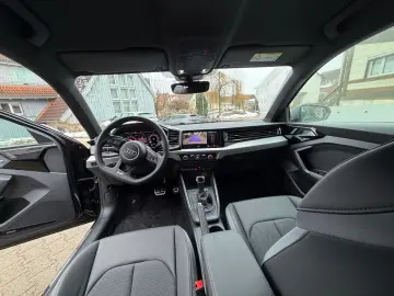 AUDI A1 Sportback 40 TFSI S line  S line