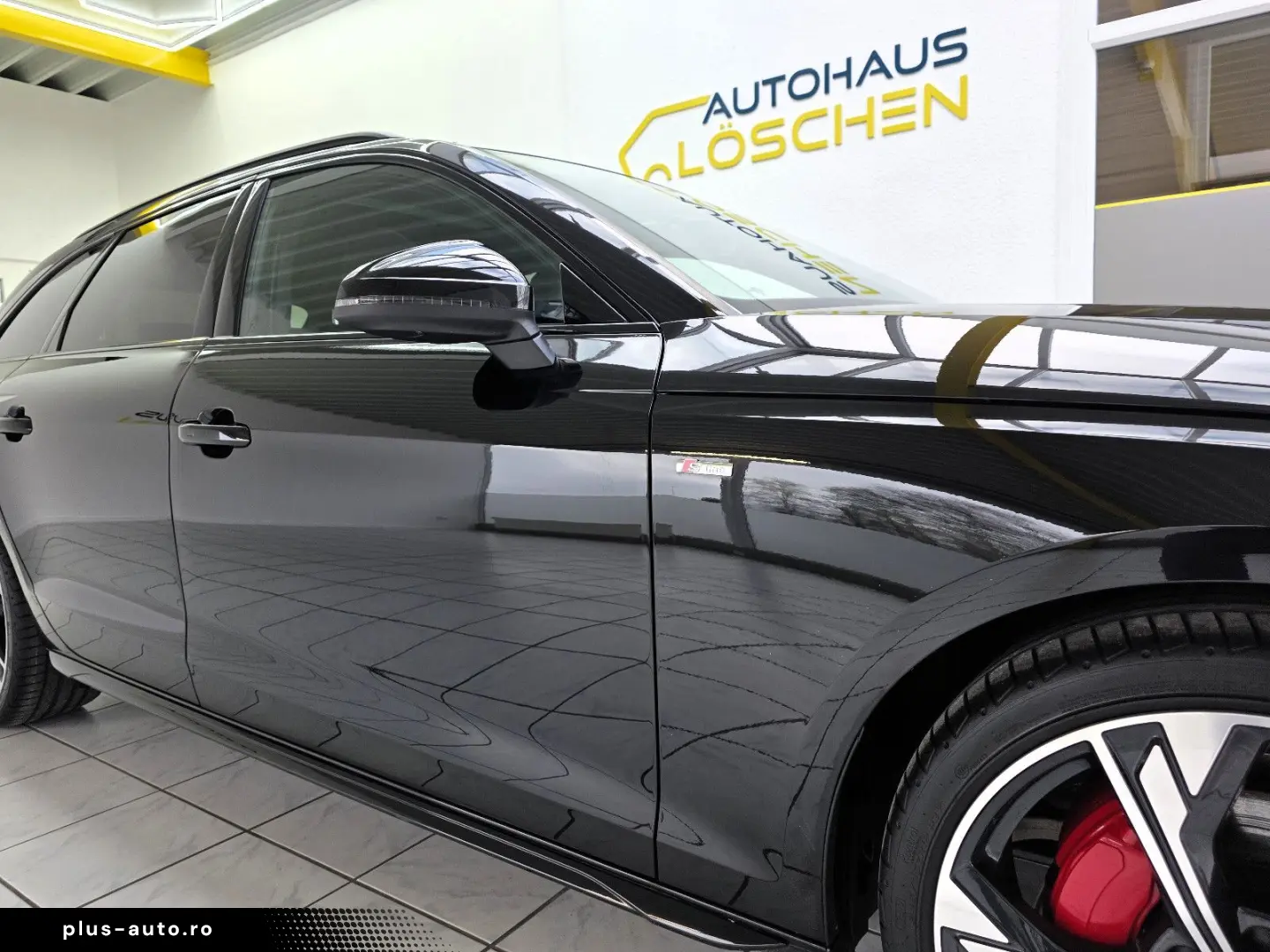 AUDI A4 Avant 40 TFSI quattro S Line
