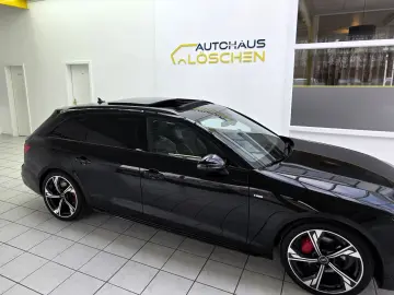 AUDI A4 Avant 40 TFSI quattro S Line