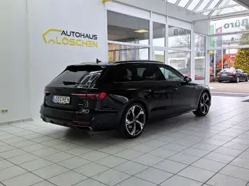 AUDI A4 Avant 40 TFSI quattro S Line