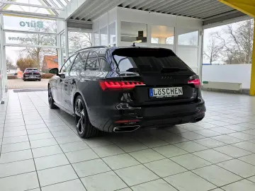AUDI A4 Avant 40 TFSI quattro S Line