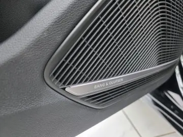 AUDI A4 Avant 40 TFSI quattro S Line