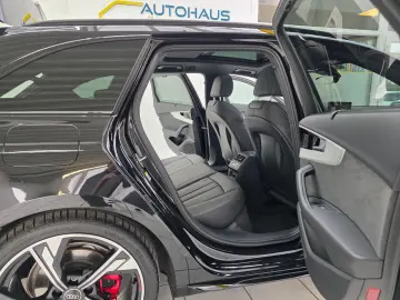 AUDI A4 Avant 40 TFSI quattro S Line