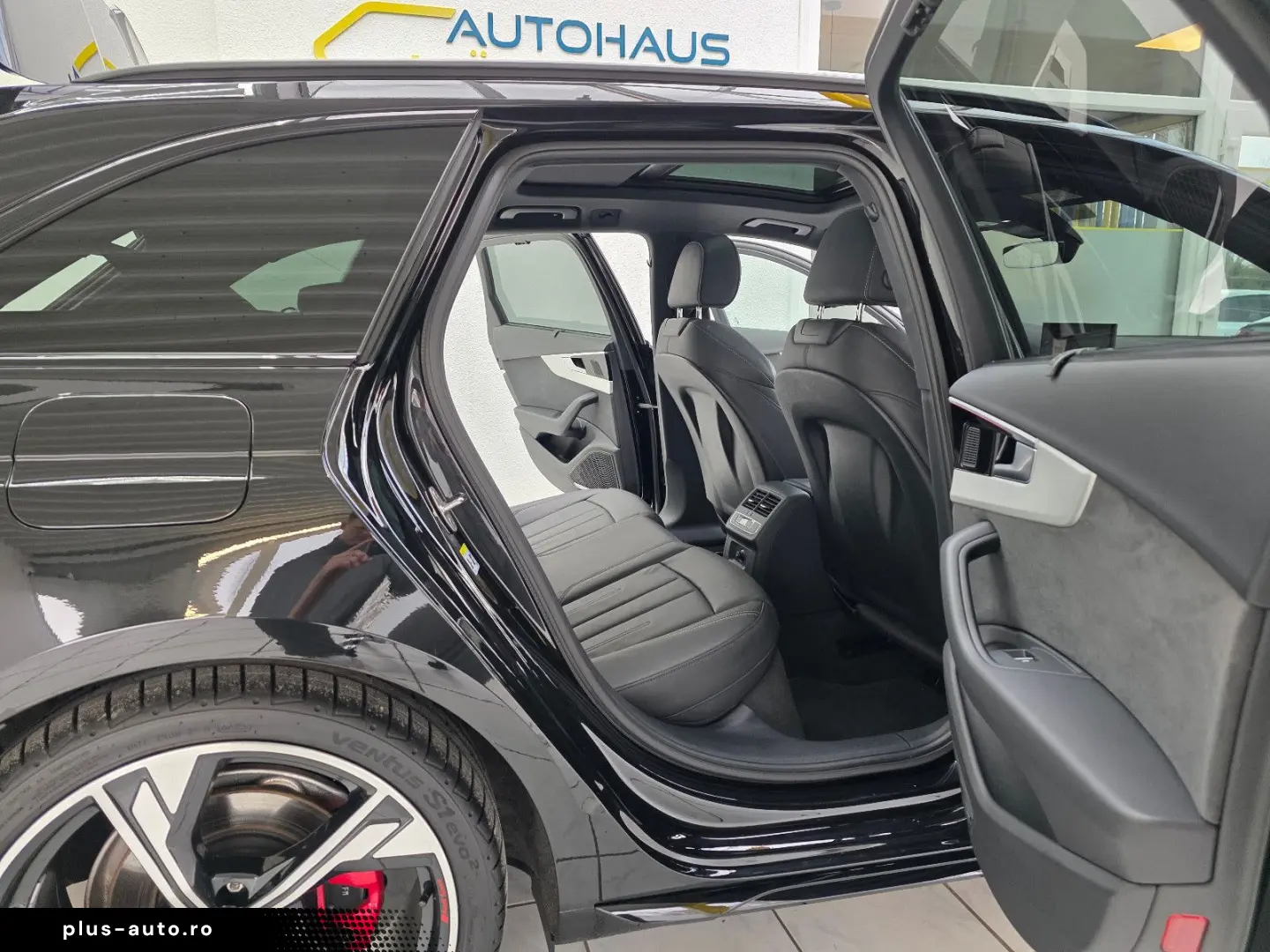 AUDI A4 Avant 40 TFSI quattro S Line