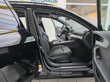 AUDI A4 Avant 40 TFSI quattro S Line