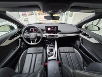 AUDI A4 Avant 40 TFSI quattro S Line