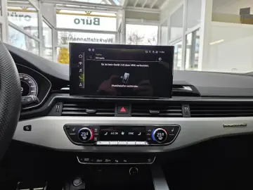 AUDI A4 Avant 40 TFSI quattro S Line