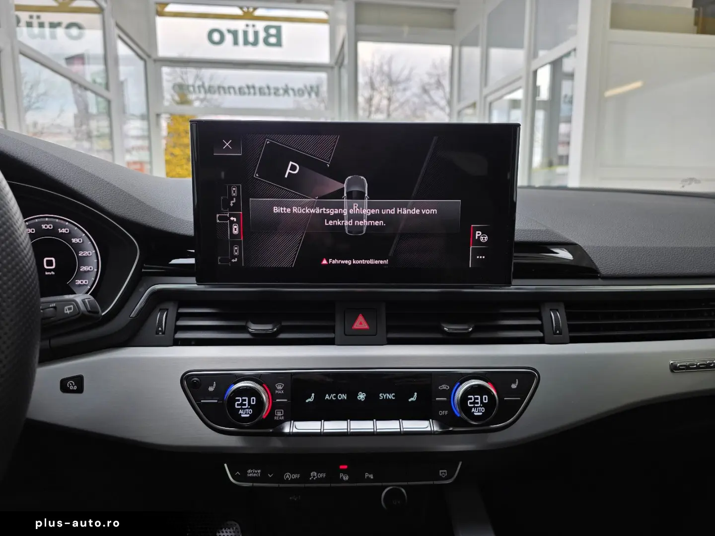 AUDI A4 Avant 40 TFSI quattro S Line