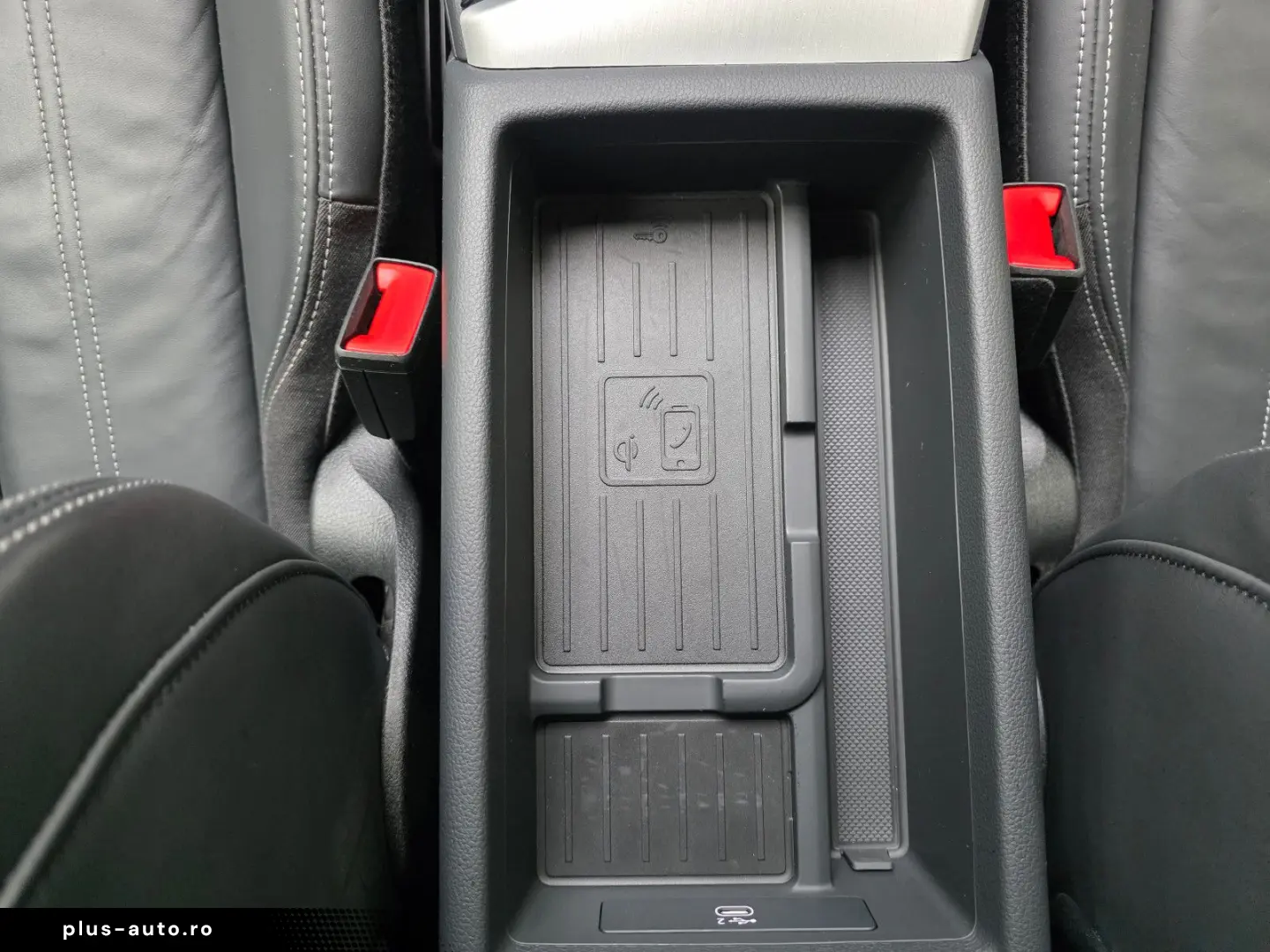 AUDI A4 Avant 40 TFSI quattro S Line