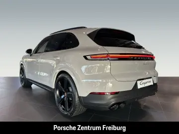 PORSCHE Cayenne SurroundView BOSE Luftfederung LEDmatrix