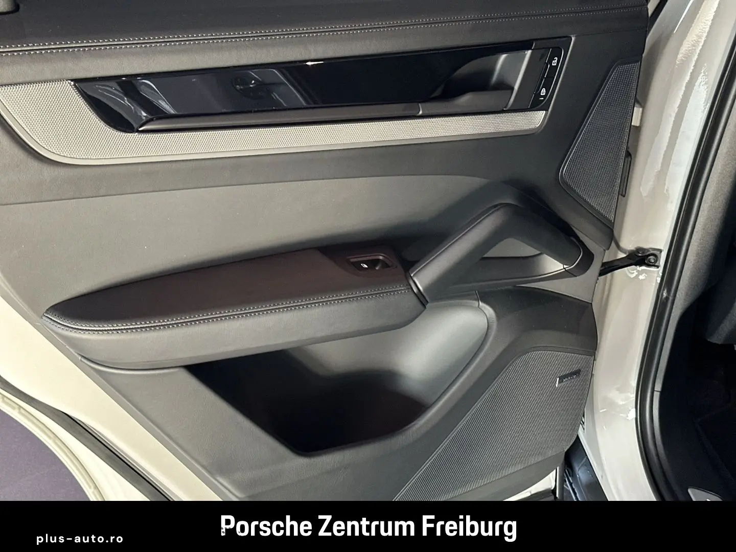 PORSCHE Cayenne SurroundView BOSE Luftfederung LEDmatrix