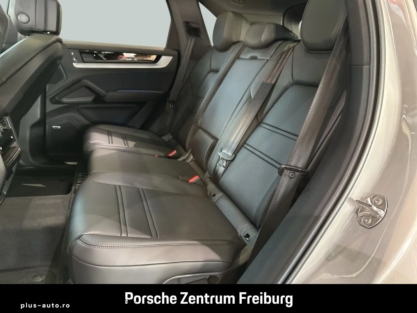 PORSCHE Cayenne SurroundView BOSE Luftfederung LEDmatrix
