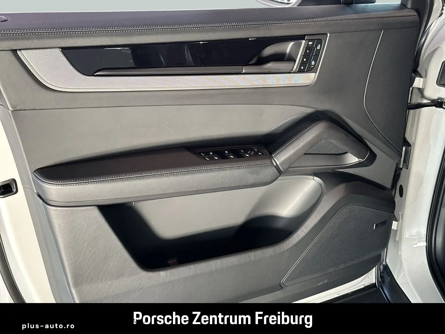 PORSCHE Cayenne SurroundView BOSE Luftfederung LEDmatrix