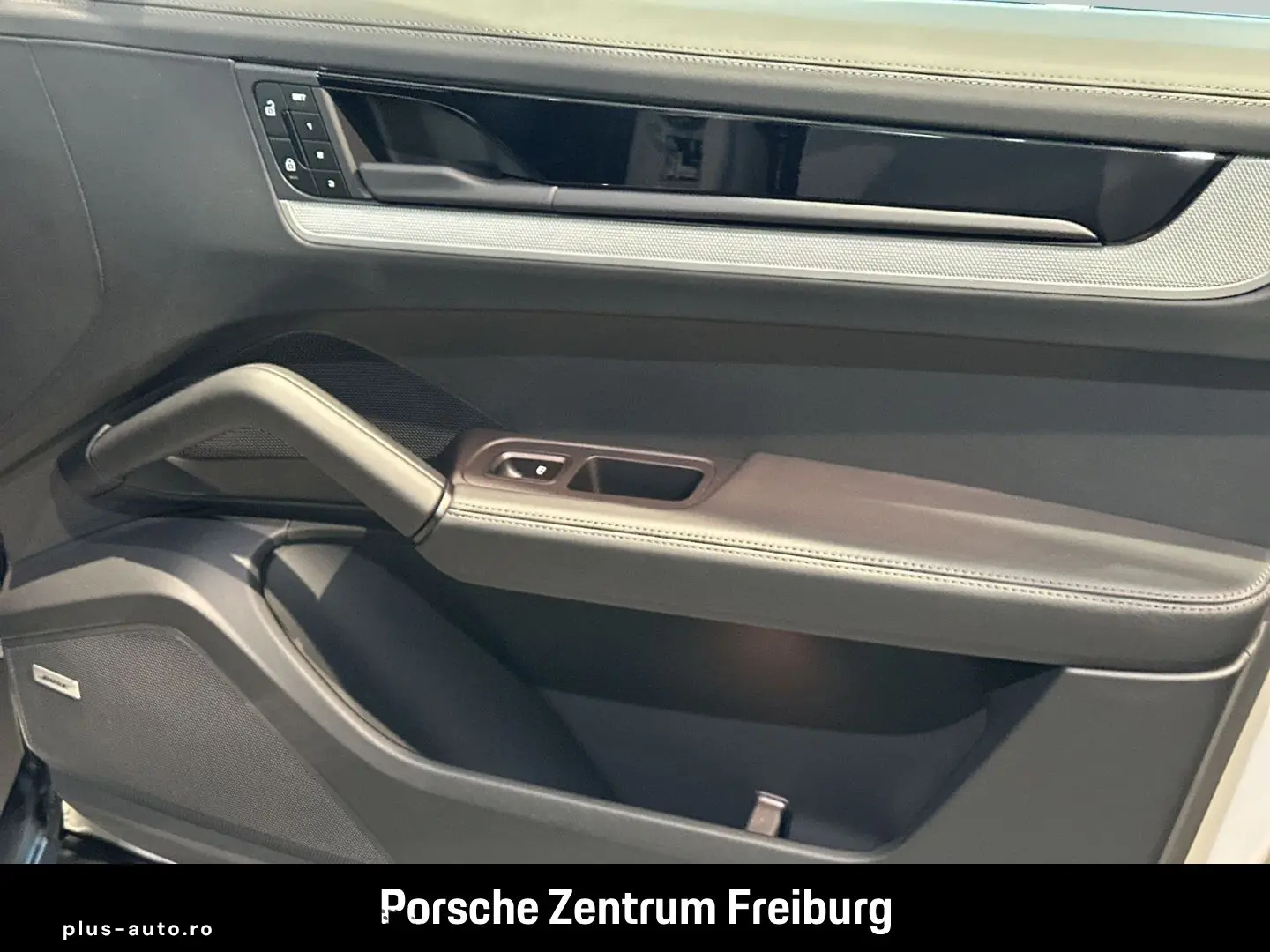 PORSCHE Cayenne SurroundView BOSE Luftfederung LEDmatrix