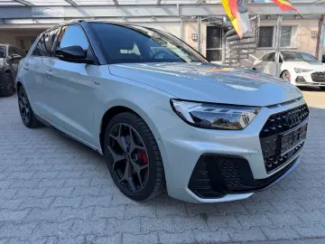 AUDI A1 Sportback 40 TFSI S line  S line