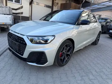 AUDI A1 Sportback 40 TFSI S line  S line