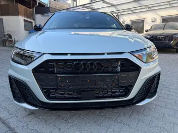 AUDI A1 Sportback 40 TFSI S line  S line