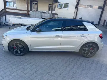 AUDI A1 Sportback 40 TFSI S line  S line