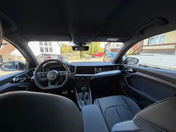 AUDI A1 Sportback 40 TFSI S line  S line