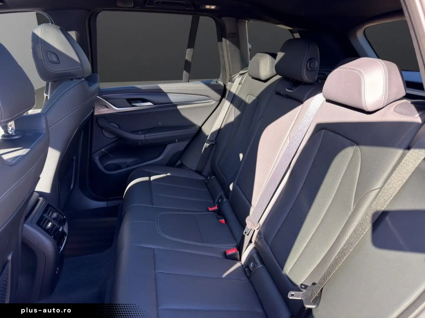 BMW X3 xDrive20d M-SPORT LASER NAVI PANO 20  AHK