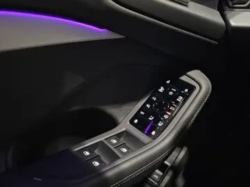 AUDI A5 Av. S Line Edition One Matrix Leder 360