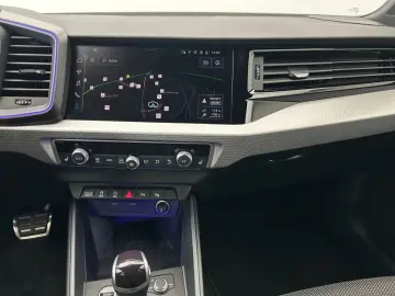 AUDI A1 Sportback 40 TFSI S-LINE NAVI-PLUS LED OPTIK-