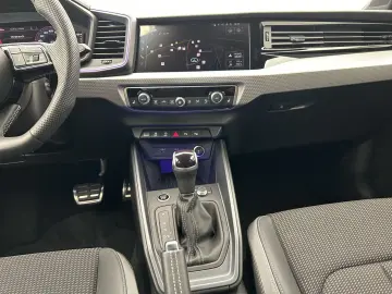 AUDI A1 Sportback 40 TFSI S-LINE NAVI-PLUS LED OPTIK-