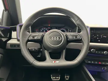 AUDI A1 Sportback 40 TFSI S-LINE NAVI-PLUS LED OPTIK-