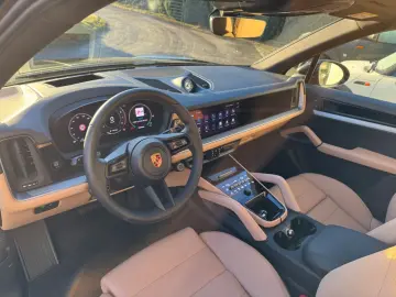 PORSCHE Cayenne BI-COLOR BEIFAHRERDISPLAY PANO VOLL