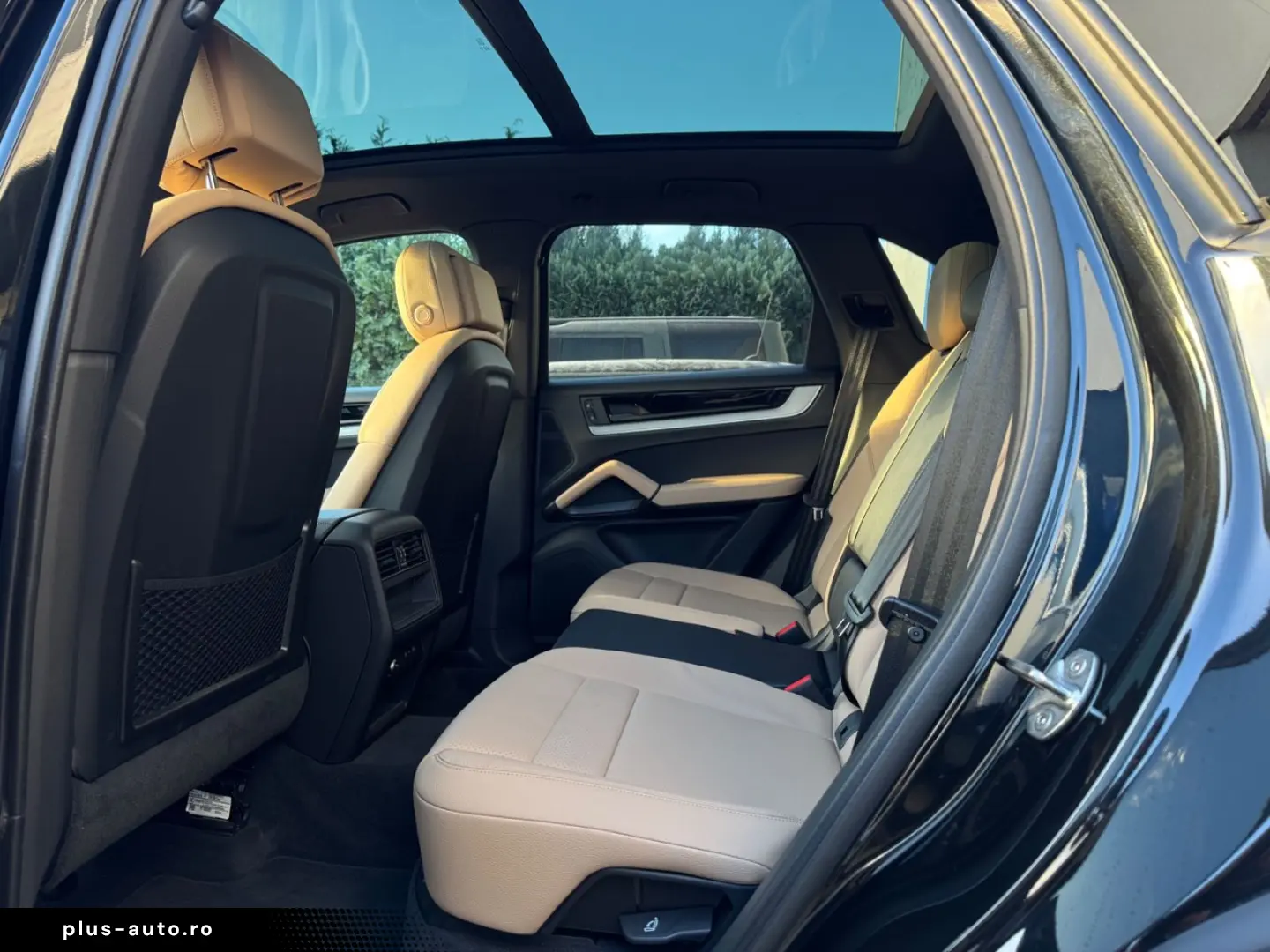 PORSCHE Cayenne BI-COLOR BEIFAHRERDISPLAY PANO VOLL
