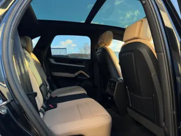 PORSCHE Cayenne BI-COLOR BEIFAHRERDISPLAY PANO VOLL