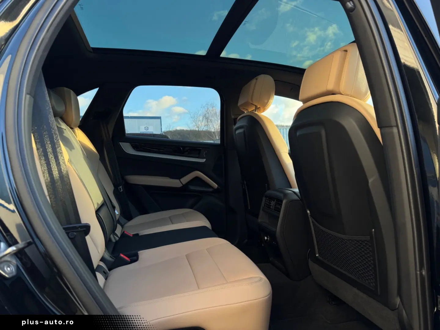 PORSCHE Cayenne BI-COLOR BEIFAHRERDISPLAY PANO VOLL