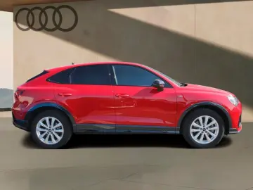 AUDI Q3 Sportback 40 TFSI quattro S line PANO RFK VIR