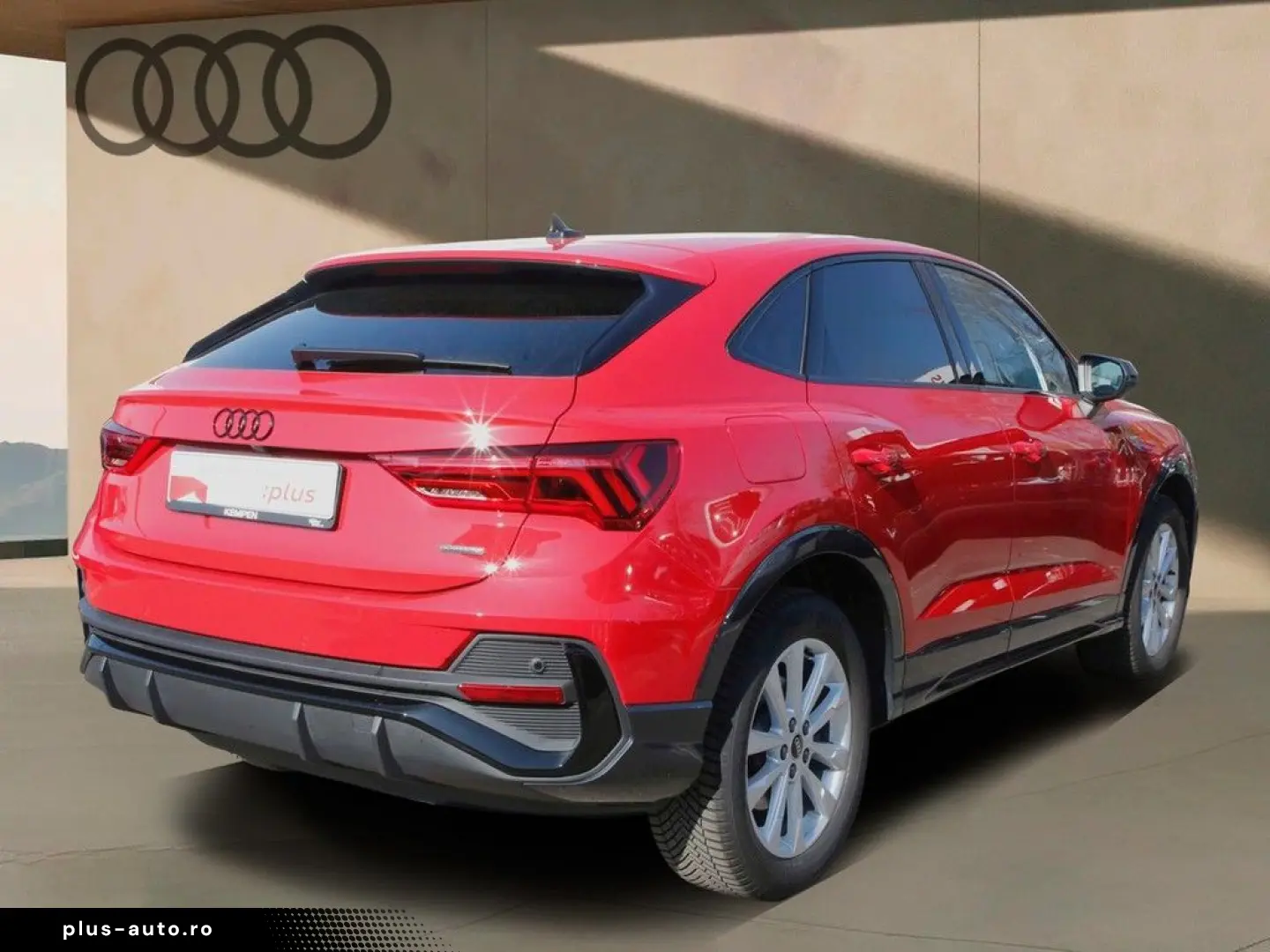 AUDI Q3 Sportback 40 TFSI quattro S line PANO RFK VIR