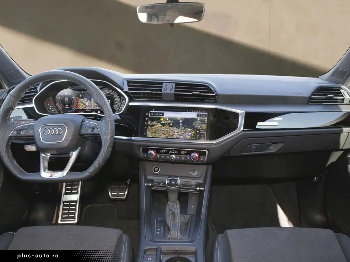 AUDI Q3 Sportback 40 TFSI quattro S line PANO RFK VIR