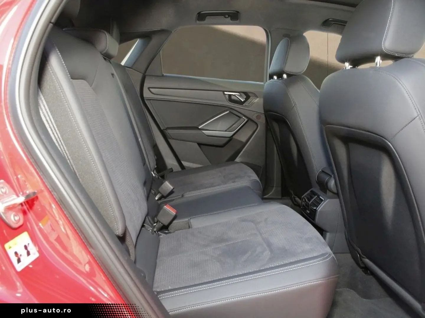 AUDI Q3 Sportback 40 TFSI quattro S line PANO RFK VIR