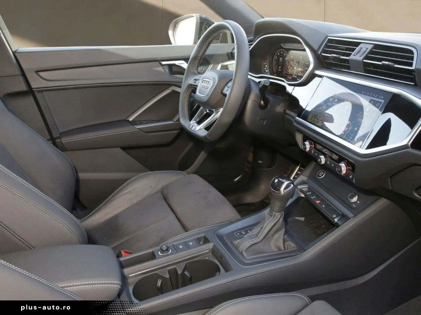 AUDI Q3 Sportback 40 TFSI quattro S line PANO RFK VIR
