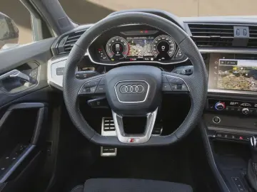 AUDI Q3 Sportback 40 TFSI quattro S line PANO RFK VIR
