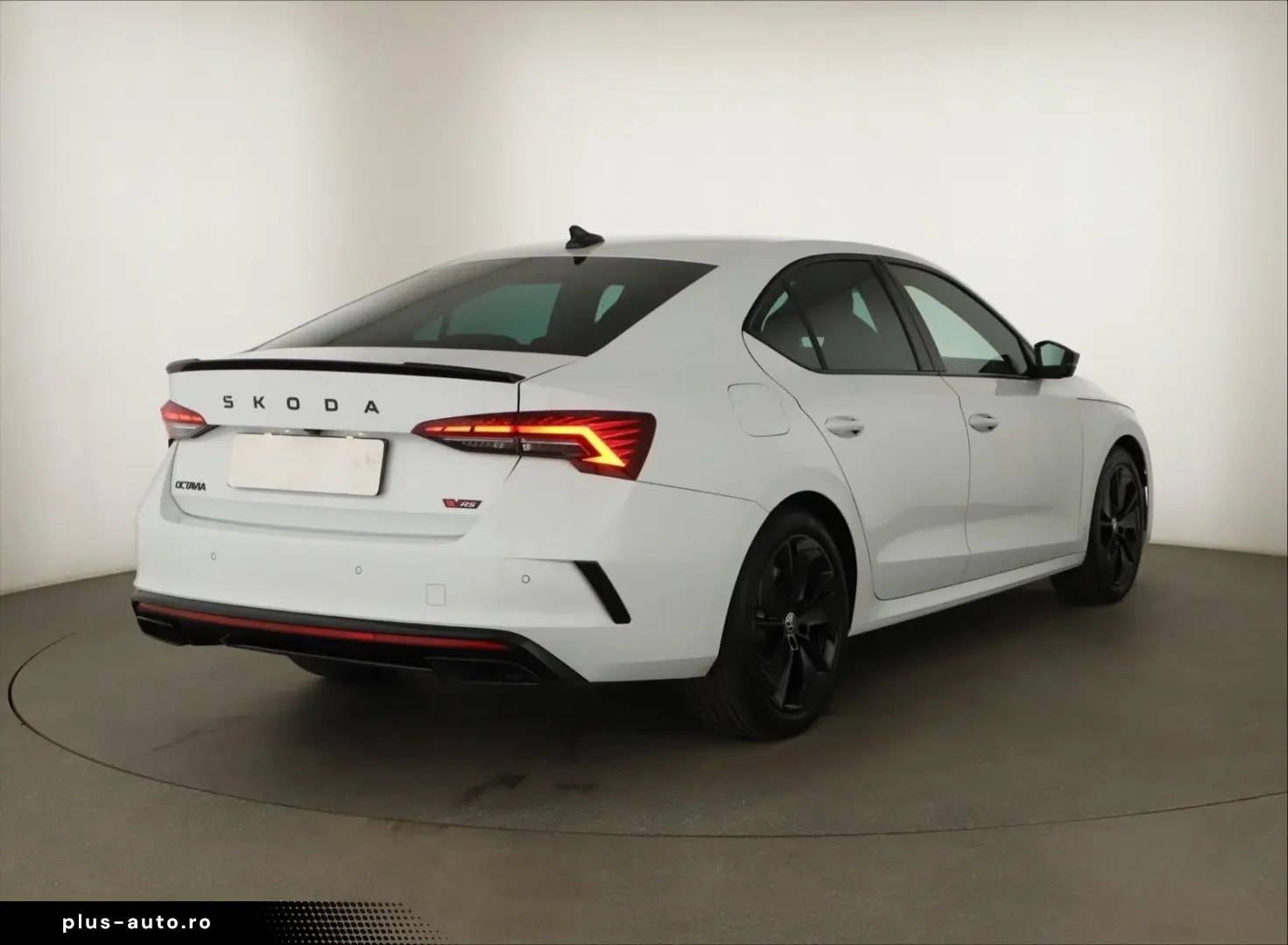 SKODA Octavia Lim. 2.0TSI RS CANTON Lenkrhz ACC RFK