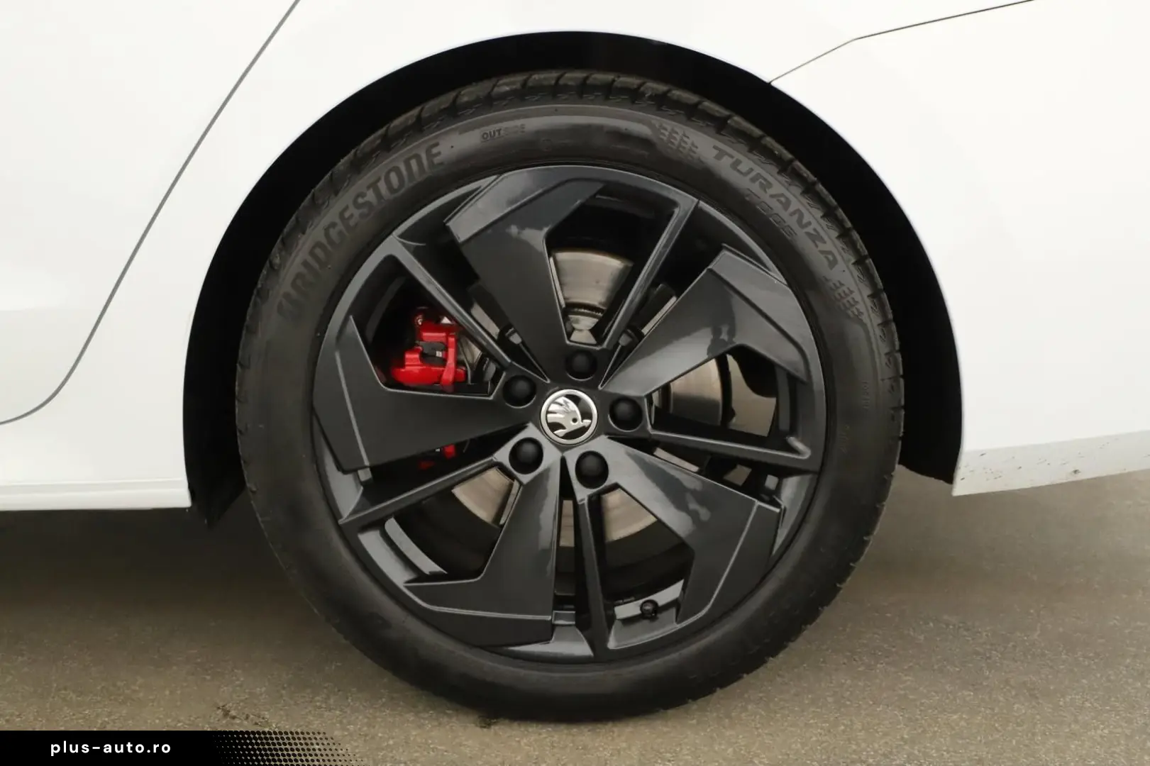 SKODA Octavia Lim. 2.0TSI RS CANTON Lenkrhz ACC RFK