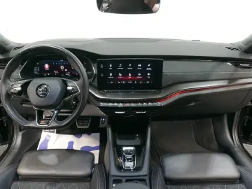 SKODA Octavia Lim. RS Plus 2.0 TSI ACC STDHZ MATRIX VC