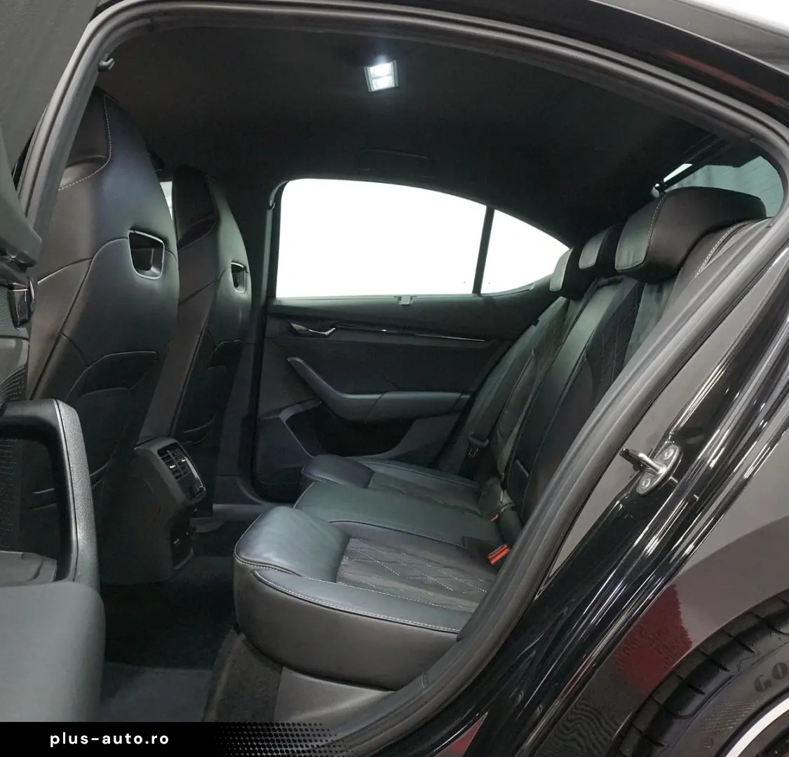 SKODA Octavia Lim. RS Plus 2.0 TSI ACC STDHZ MATRIX VC
