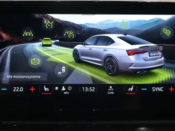 SKODA Octavia Lim. RS Plus 2.0 TSI ACC STDHZ MATRIX VC