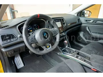 RENAULT Megane RS Ultime TCe 300 EDC Pano HUD Kam ACC